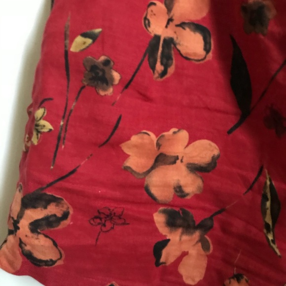 Anthropologie red floral shorts - Picture 3 of 6